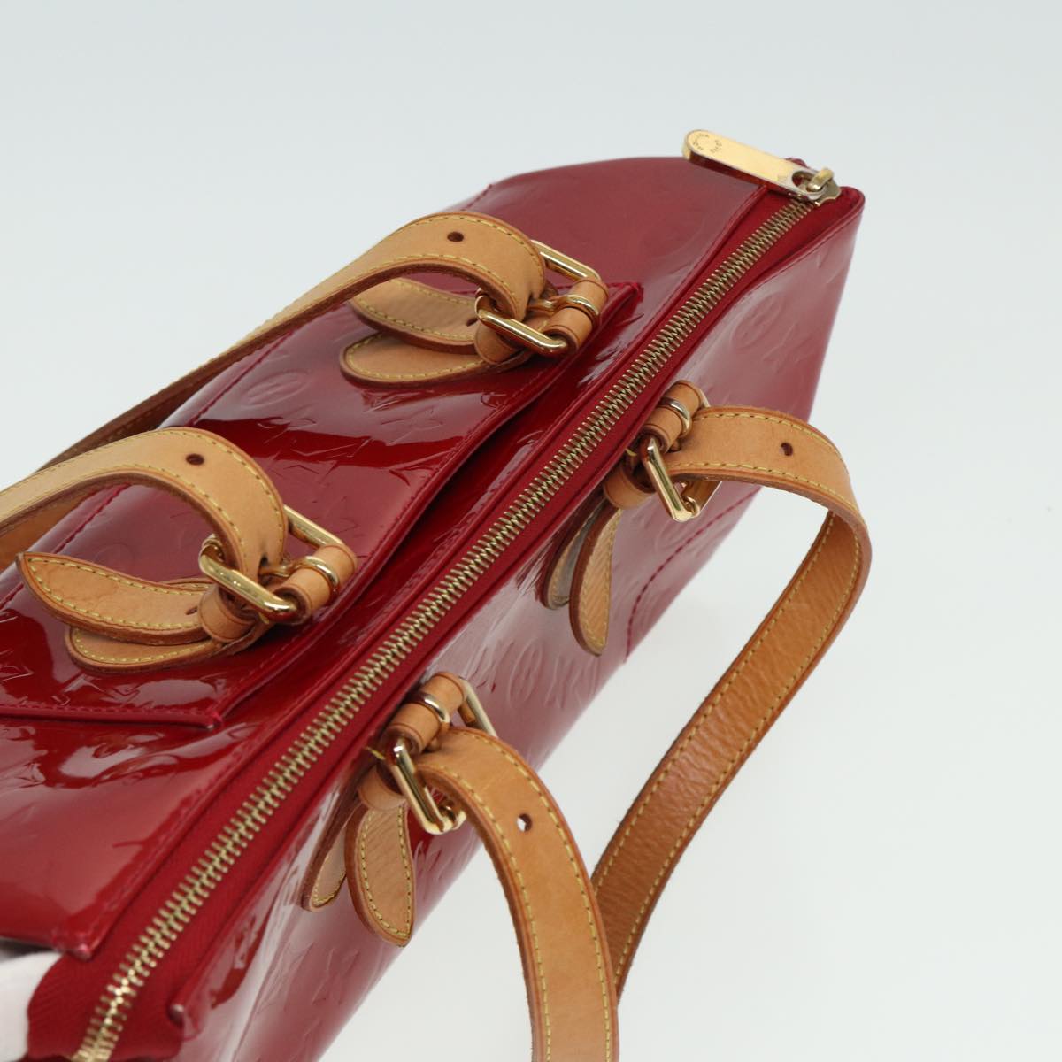 Louis Vuitton Vernis Rosewood Avenue Pomme D'amour Hand Bag